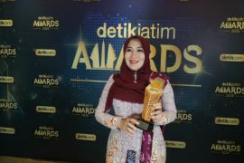 Lia Istifhama raih Anugerah Figur Akselerator Kemajuan di detikJatim Awards 2025