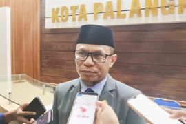 DPRD minta Pemkot Palangka Raya tebang pohon rawan tumbang