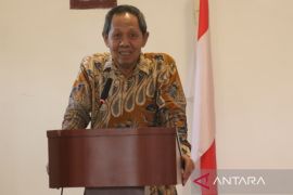 Wabup Paluta sebut kunci keberhasilan koperasi terletak pada anggota