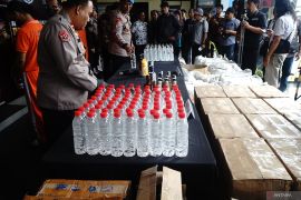 Polres Tulungagung bongkar jaringan penjualan miras via medsos