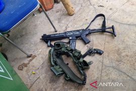 Wamenko Polkam sempat jenguk korban ledakan SMAN 72