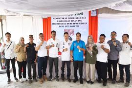 Bupati Barut apresiasi Desa Bukit Sawit raih predikat Desa Antikorupsi 2025