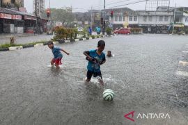 Bibit siklon sebabkan hujan lebat dan angin kencang di barat Aceh