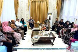 Pemprov tindak lanjuti warga terdampak revitalisasi danau