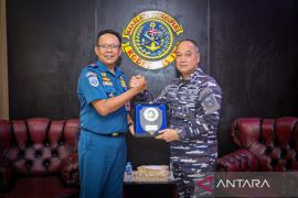 Jelang Natal dan tahun baru KSOP--Kodaeral IX Ambon perketat pengamanan pelabuhan