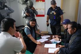 Imigrasi periksa kapal asing yang sandar di Pelabuhan Tanjung Priok