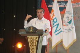 Menaker tekankan pentingnya ciptakan hubungan industrial transformatif