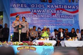 Kapolri pimpin apel ojol di Jabar, minta bantu jaga kamtibmas