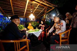 Festival Ngopi Sepuluh Ewu di Banyuwangi dipadati ribuan warga