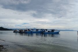 Ada siklon tropis \'Fung-Wong\', BMKG: waspada tinggi gelombang 2,5 m perairan Sulut