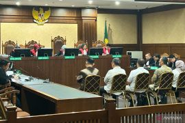 Semuel Abrijani didakwa terima suap Rp6 miliar di kasus korupsi PDNS