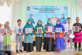 Ketua PKK Dompu gaungkan stop kekerasan seksual di dunia siber