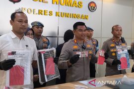 Polres Kuningan bongkar kasus korupsi dana desa oleh mantan kades