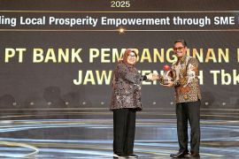 Bank Jateng jadi pionir pembiayaan di CNN Indonesia Awards 2025