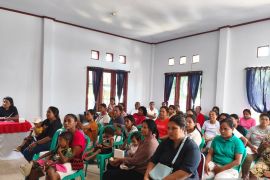 Injourney Bandara Pattimura fasilitasi CKG masyarakat Desa Hatu Maluku