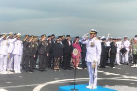 KSAL ajak keluarga pahlawan KRI Macan Tutul untuk tabur bunga di laut