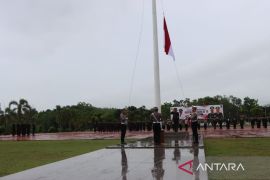 Polres Bangka Barat memaknai Hari Pahlawan sebagai penguat integritas
