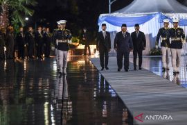 Presieden Prabowo pimpin Ziarah Nasional dan Renungan Suci Hari Pahlawan 2025 di TMP Kalibata