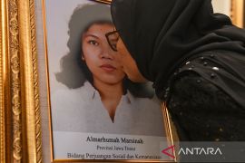 Kakak Marsinah kepada Prabowo: Hapus outsourcing, sejahterakan buruh