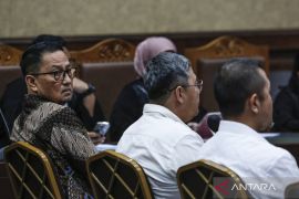Hakim tunda sidang tuntutan kasus korupsi PDNS