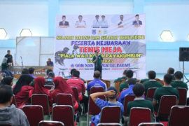 Wawako Payakumbuh buka secara resmi kejuaraan tenis meja