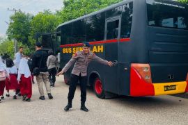 Brimob Jambi meluncurkan bus sekolah gratis beri rasa aman pelajar
