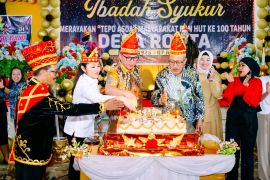 Bupati dan Wabup Morut hadiri perayaan HUT Desa Ronta ke 100 tahun dan syukuran juara dua lomba desa tingkat Provinsi Sulteng