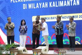 Menteri Hukum resmikan capaian 100 persen Posbankum di seluruh desa di Kalteng