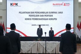 Ketua KPK melantik 10 penyelidik dan 13 penyidik baru