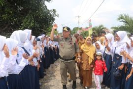 Gubernur Babel tinjau fasilitas pendidikan di pulau terpencil