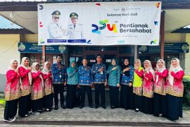 Bunga Basah Antar Posyandu Ananda Pontianak Timur raih Juara II nasional