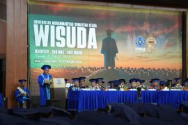 Wisudawan difabel dan marbot masjid raih beasiswa S2 dari Rektor UMSU
