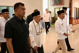 Jusuf Kalla: Jadikan masjid pusat kegiatan umat inklusif dan produktif