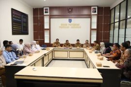 Wawako Payakumbuh pimpin rakor penanganan kebakaran pasar