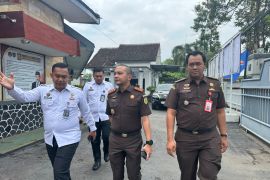 Kajari tinjau LP Tulungagung koordinasi antarinstansi penegak hukum