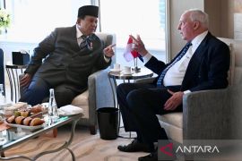 Prabowo praises former Australian PM Keating as insightful leader