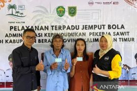 Disdukcapil Kaltim tuntaskan adminduk pekerja sawit di perbatasan