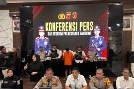 Pembunuh penjaga konter di Bandung, ini penyebabnya!