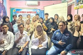 Desa Kayu Rabah HST latih SDM bina warga berusia produktif