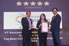 Asuransi Jasindo Raih Penghargaan dalam GRC & Leadership Award 2
