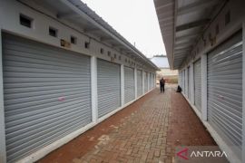 PPKUKM Jaksel tambah mural dan pohon di Sentra Fauna Lenteng Agung