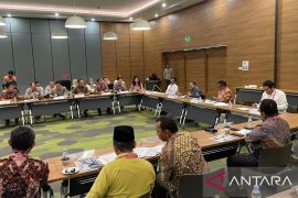 Peningkatan produksi disebut DPR solusi atasi PHK di sektor industri