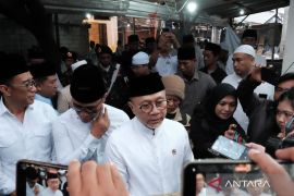 Menko Zulhas: Ponpes cetak santri unggul pendidikan umum dan agama