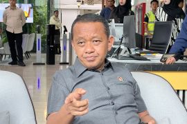 Menteri Bahlil verifikasi sumur minyak rakyat jelang pemberian izin