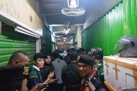 Pedagang Pasar Pramuka diintimidasi agar tidak berjualan
