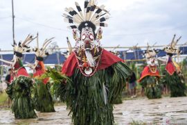 Ritual Hudoq Kawit suku Dayak Bahau Busang di Kutai Kartanegara
