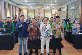 Kesbangpol Belitung berikan pembinaan kepada ormas