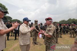 Prabowo-Raja Abdullah II saksikan demonstrasi drone tentara RI-Yordania