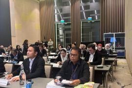 Bupati Darma Wijaya belajar pertahanan dan pendidikan dari Chan Cun Sing