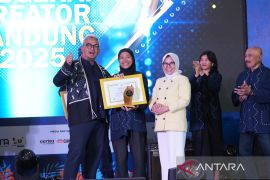 Sepuluh tokoh terima Anugerah Kreator Bandung 2025
